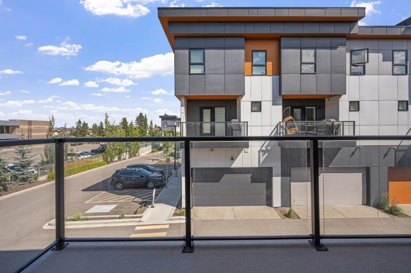 834 78 Street SW, Calgary, 3 Bedrooms Bedrooms, 0 ,3 BathroomsBathrooms,Condos/Townhouses,For Rent,834 78 Street SW,0,3260