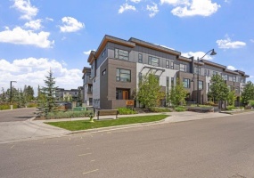 834 78 Street SW, Calgary, 3 Bedrooms Bedrooms, 0 ,3 BathroomsBathrooms,Condos/Townhouses,For Rent,834 78 Street SW,0,3260