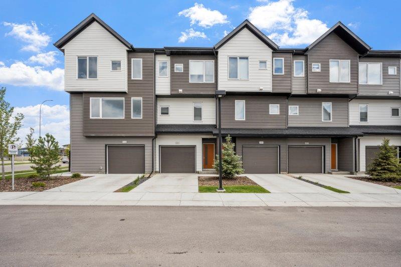 441 Skyview Ranch Circle NE, Calgary, 3 Bedrooms Bedrooms, 0 ,2.5 BathroomsBathrooms,Condos/Townhouses,For Rent,Central by Partners,441 Skyview Ranch Circle NE,0,3261