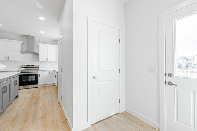 549 Clearwater Heath, Chestermere, 3 Bedrooms Bedrooms, 0 ,2.5 BathroomsBathrooms,Houses,For Rent,549 Clearwater Heath ,0,3262