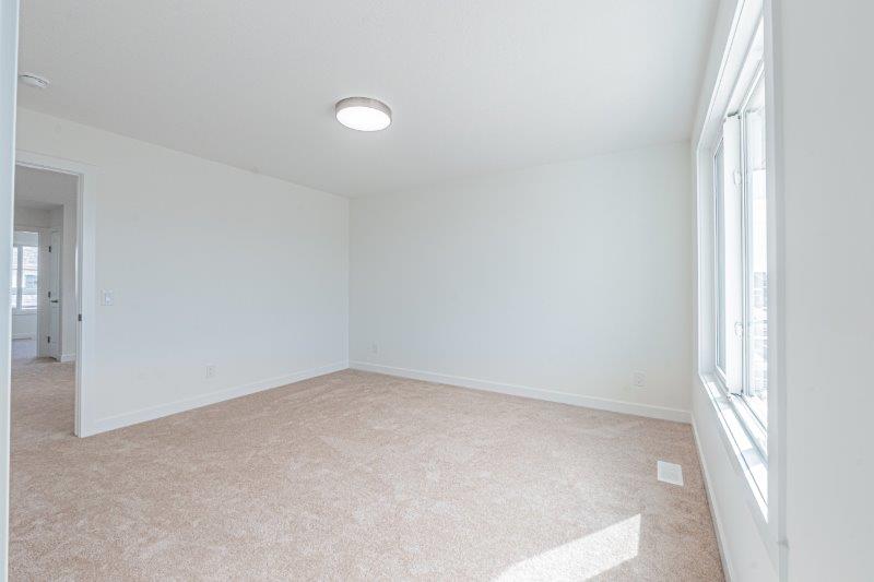 549 Clearwater Heath, Chestermere, 3 Bedrooms Bedrooms, 0 ,2.5 BathroomsBathrooms,Houses,For Rent,549 Clearwater Heath ,0,3262