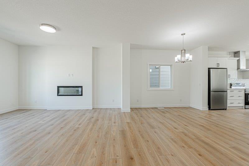 549 Clearwater Heath, Chestermere, 3 Bedrooms Bedrooms, 0 ,2.5 BathroomsBathrooms,Houses,For Rent,549 Clearwater Heath ,0,3262