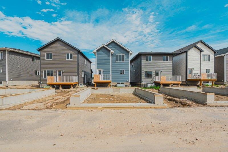 549 Clearwater Heath, Chestermere, 3 Bedrooms Bedrooms, 0 ,2.5 BathroomsBathrooms,Houses,For Rent,549 Clearwater Heath ,0,3262