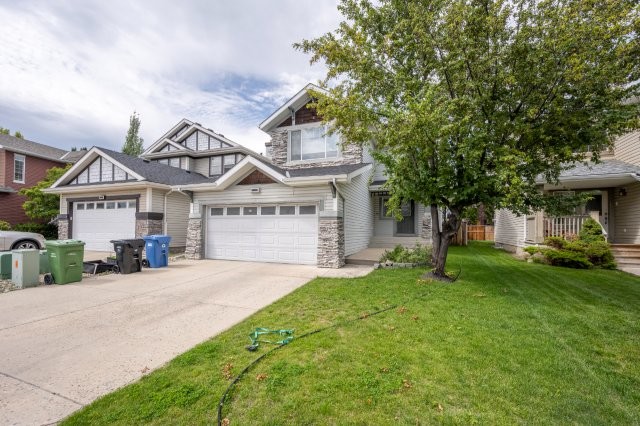 338 Royal Oak Circle Northwest, Calgary, 3 Bedrooms Bedrooms, 0 ,3 BathroomsBathrooms,Houses,For Rent,0,3265
