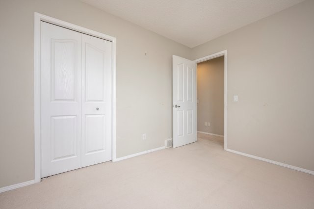 338 Royal Oak Circle Northwest, Calgary, 3 Bedrooms Bedrooms, 0 ,3 BathroomsBathrooms,Houses,For Rent,0,3265