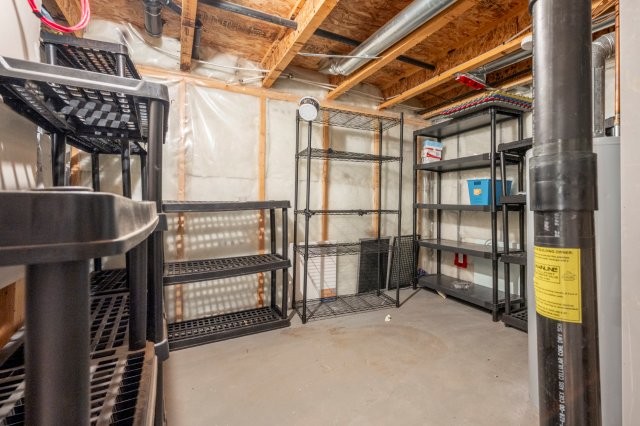 338 Royal Oak Circle Northwest, Calgary, 3 Bedrooms Bedrooms, 0 ,3 BathroomsBathrooms,Houses,For Rent,0,3265