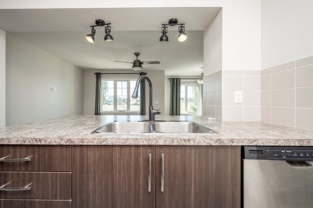132 Windstone Link SW, Airdrie, 2 Bedrooms Bedrooms, 0 ,2 BathroomsBathrooms,Condos/Townhouses,For Rent,0,3267
