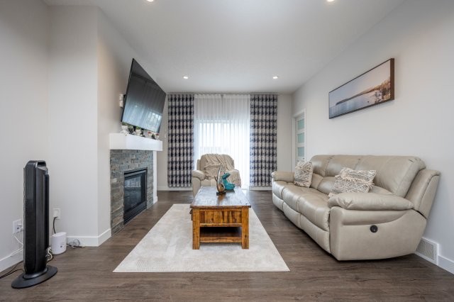 297 Sage Meadows Park NW, Calgary, 4 Bedrooms Bedrooms, 0 ,3.5 BathroomsBathrooms,Houses,For Rent,297 Sage Meadows Park NW,0,3268