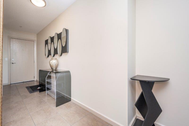 2904, 210 15 Avenue SE, Calgary, 2 Bedrooms Bedrooms, 0 ,2 BathroomsBathrooms,Condos/Townhouses,For Rent,Vetro,2904, 210 15 Avenue SE,0,3269