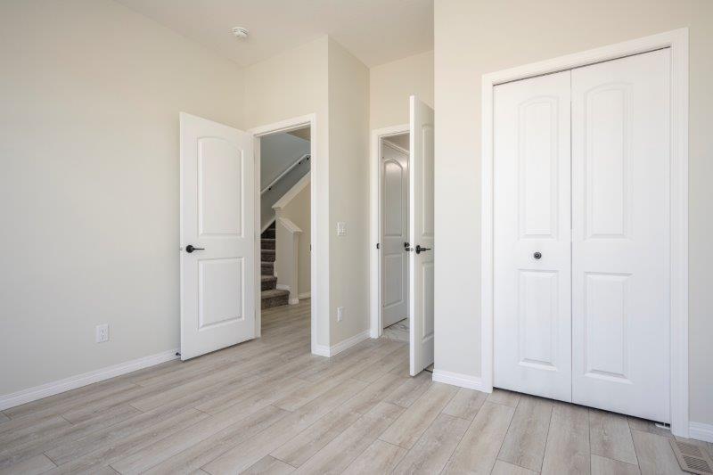 58 Creekview Gardens Southwest, Creekstone, 0 , 0 ,0,Houses,For Rent,58 Creekview Gardens Southwest,0,3271