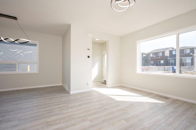 58 Creekview Gardens Southwest, Creekstone, 0 , 0 ,0,Houses,For Rent,58 Creekview Gardens Southwest,0,3271