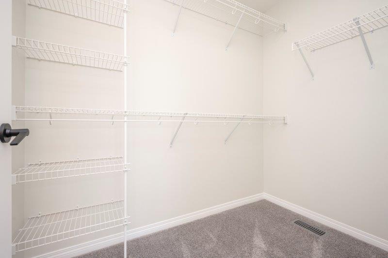 58 Creekview Gardens Southwest, Creekstone, 0 , 0 ,0,Houses,For Rent,58 Creekview Gardens Southwest,0,3271