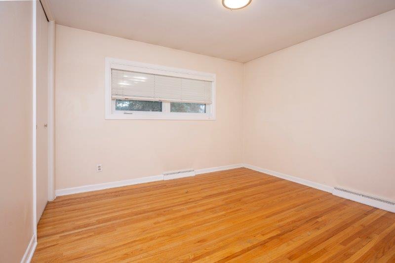 15 Greenwood Crescent Southwest, Calgary, 3 Bedrooms Bedrooms, 0 ,1 BathroomBathrooms,Houses,For Rent,15 Greenwood Crescent Southwest,0,3273