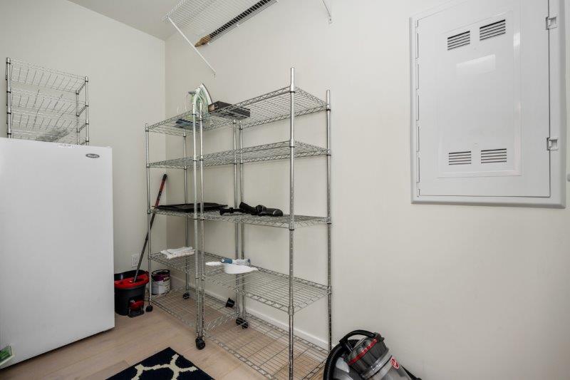 1188 3 Street Southeast, Calgary, 2 Bedrooms Bedrooms, 0 ,3 BathroomsBathrooms,Condos/Townhouses,For Rent,Guardian ,1188 3 Street Southeast,0,3274