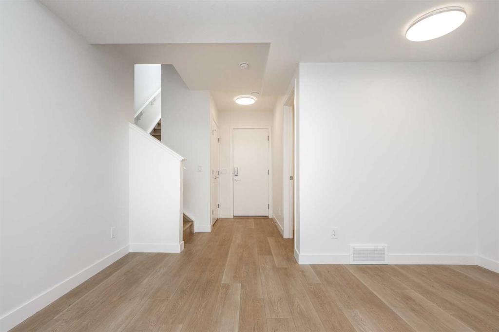 #412, 8535 19 AVenue SE, Calgary, 3 Bedrooms Bedrooms, 0 ,2 BathroomsBathrooms,Condos/Townhouses,For Sale,1,3275
