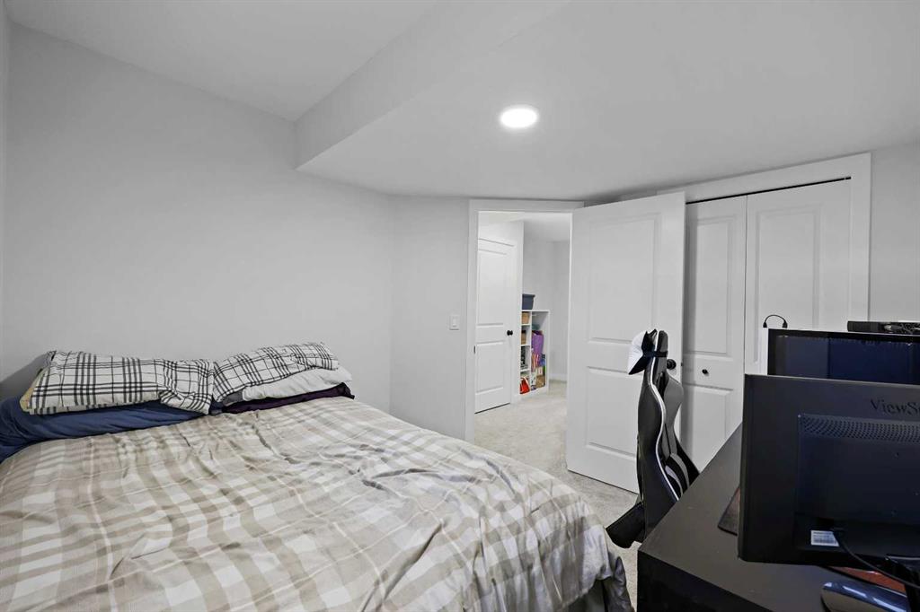 656 Savanna Boulevard NE, Calgary, 4 Bedrooms Bedrooms, 0 ,3 BathroomsBathrooms,Condos/Townhouses,For Sale,0,3276