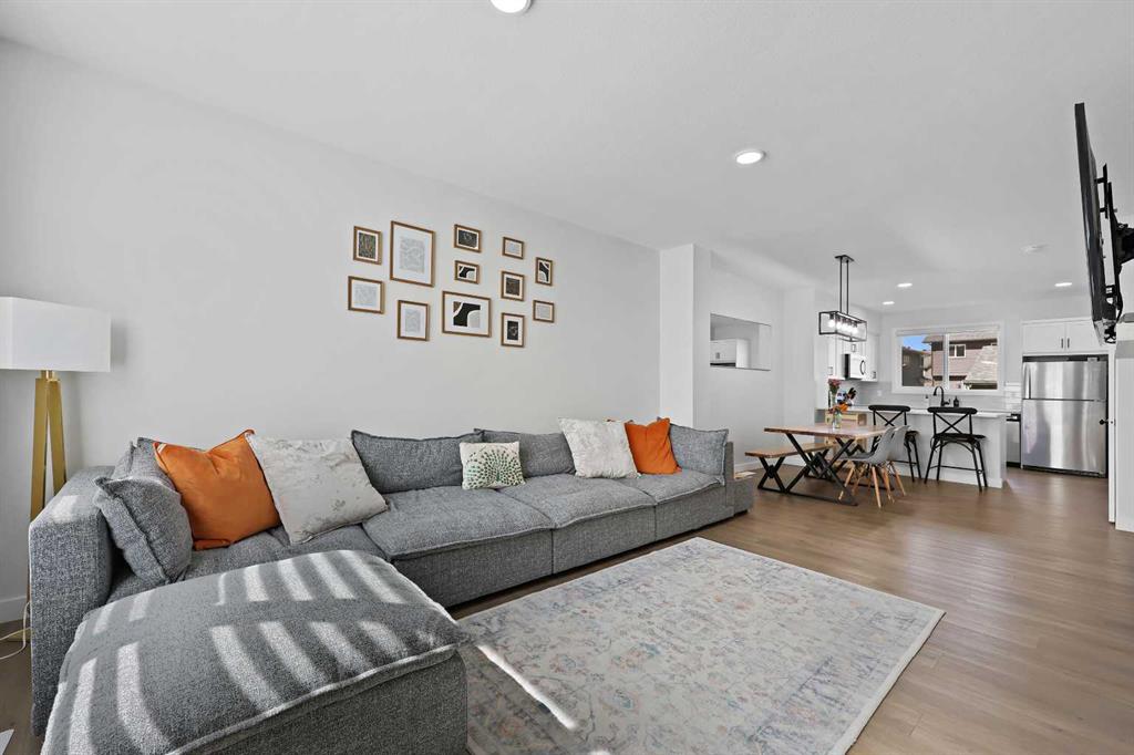 656 Savanna Boulevard NE, Calgary, 4 Bedrooms Bedrooms, 0 ,3 BathroomsBathrooms,Condos/Townhouses,For Sale,0,3276