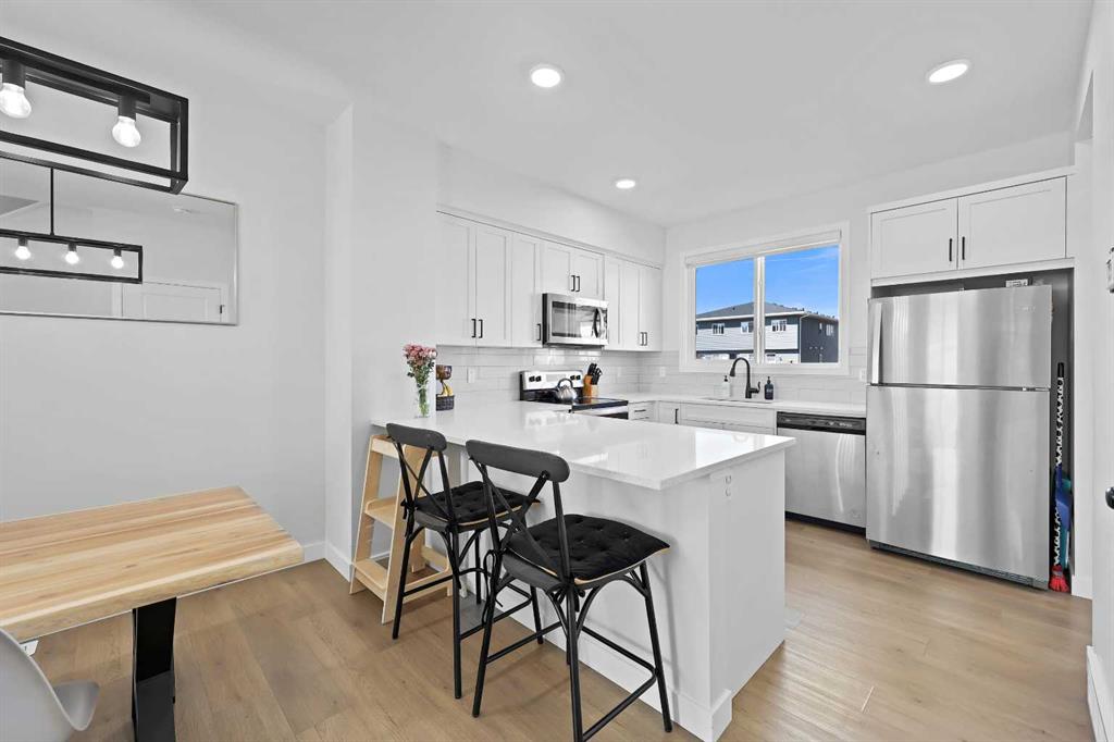 656 Savanna Boulevard NE, Calgary, 4 Bedrooms Bedrooms, 0 ,3 BathroomsBathrooms,Condos/Townhouses,For Sale,0,3276