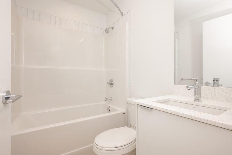 8500 19 Avenue Southeast, Calgary, 2.5 Bedrooms Bedrooms, 0 ,2 BathroomsBathrooms,Condos/Townhouses,For Rent,Easthills Crossing,8500 19 Avenue Southeast,0,3278