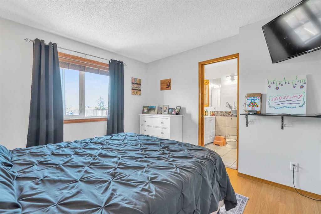 20 Westland Gate, Okotoks, 5 Bedrooms Bedrooms, 0 ,3 BathroomsBathrooms,Houses,For Sale,0,3280