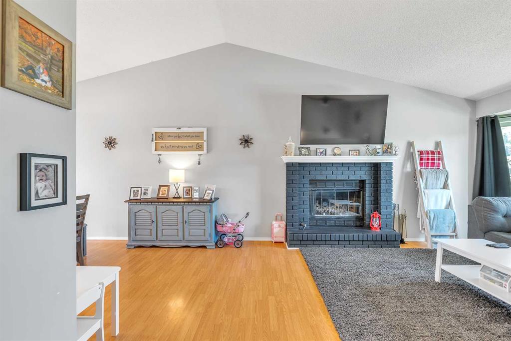 20 Westland Gate, Okotoks, 5 Bedrooms Bedrooms, 0 ,3 BathroomsBathrooms,Houses,For Sale,0,3280