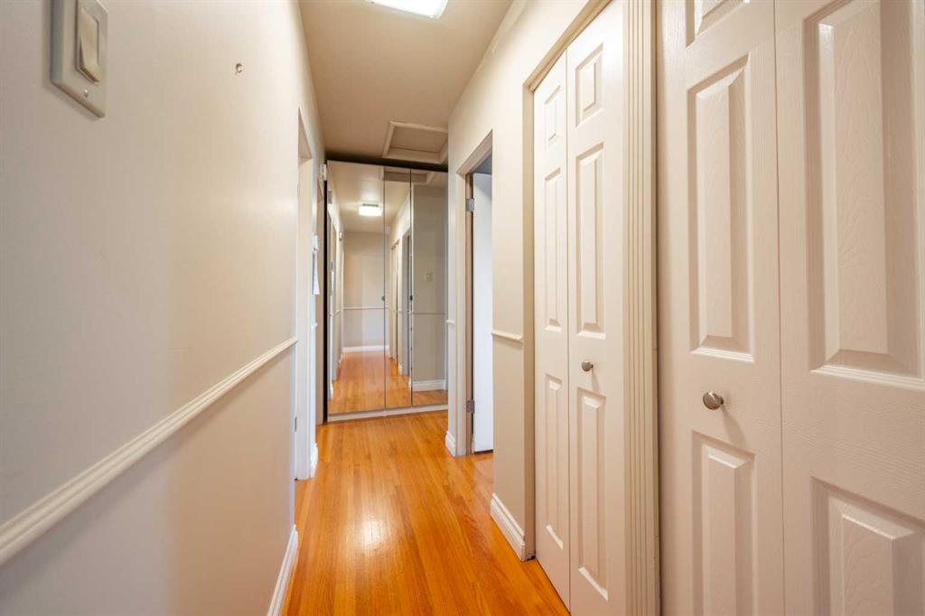 15 Harrow Crescent SW, Calgary, 4 Bedrooms Bedrooms, 0 ,2 BathroomsBathrooms,Condos/Townhouses,For Sale,0,3281