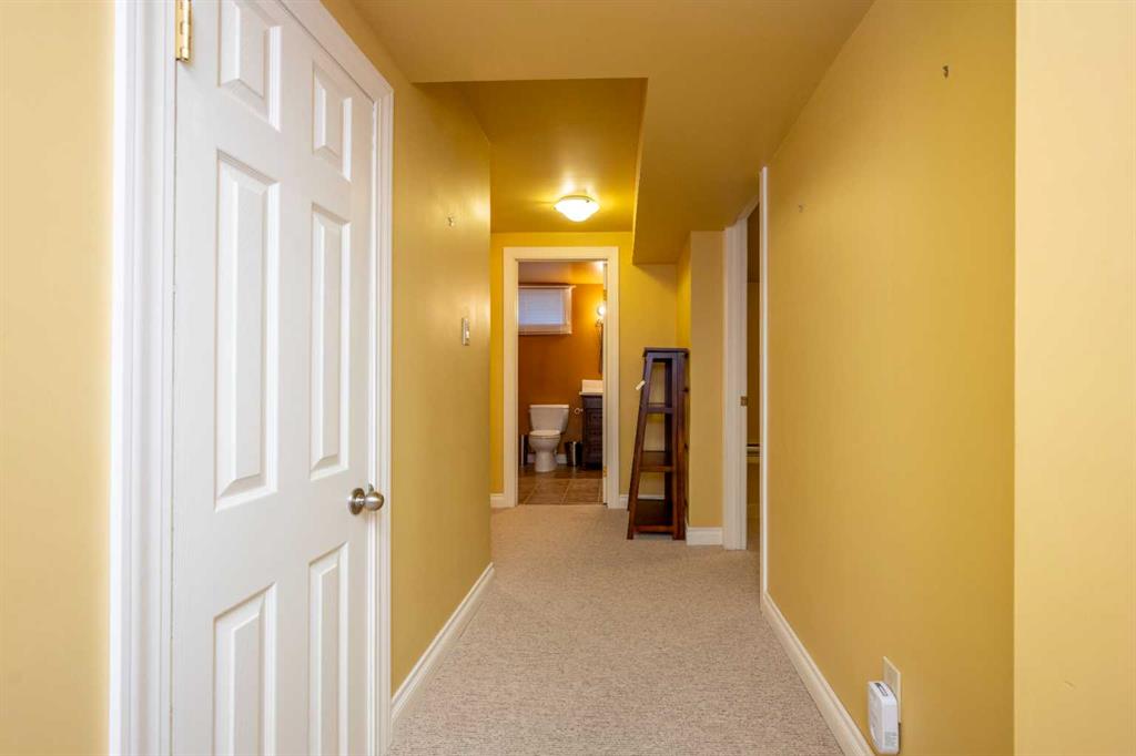 15 Harrow Crescent SW, Calgary, 4 Bedrooms Bedrooms, 0 ,2 BathroomsBathrooms,Condos/Townhouses,For Sale,0,3281
