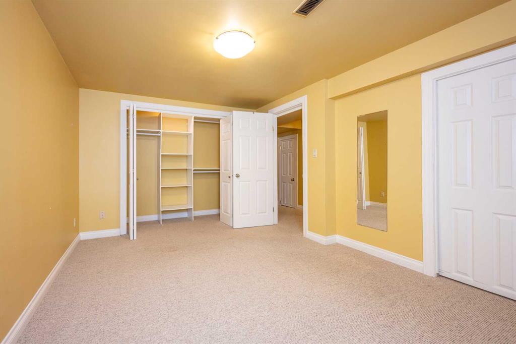 15 Harrow Crescent SW, Calgary, 4 Bedrooms Bedrooms, 0 ,2 BathroomsBathrooms,Condos/Townhouses,For Sale,0,3281