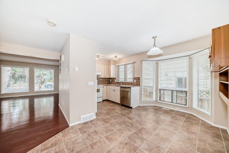 15 Edgeford Way Northwest, Calgary, 3 Bedrooms Bedrooms, 0 ,1.5 BathroomsBathrooms,Houses,For Rent,15 Edgeford Way Northwest,0,3283
