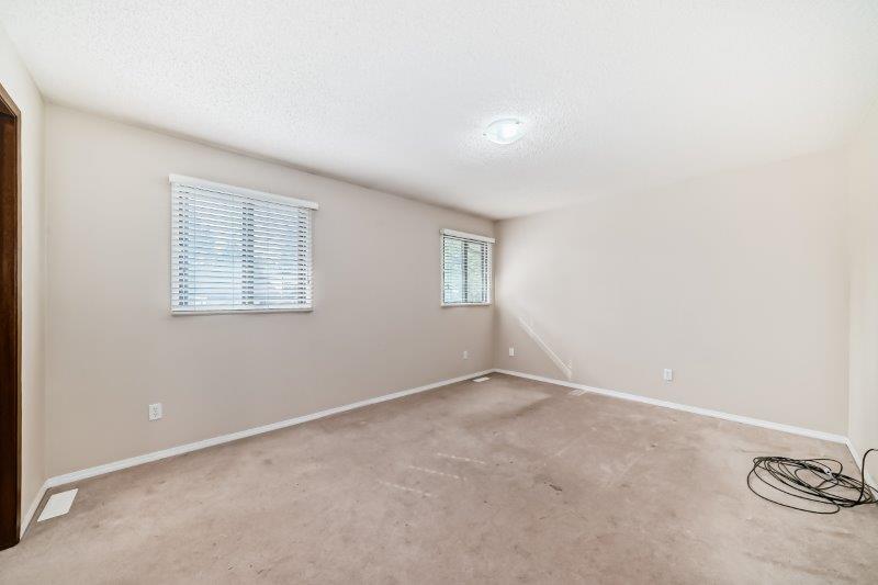 15 Edgeford Way Northwest, Calgary, 3 Bedrooms Bedrooms, 0 ,1.5 BathroomsBathrooms,Houses,For Rent,15 Edgeford Way Northwest,0,3283
