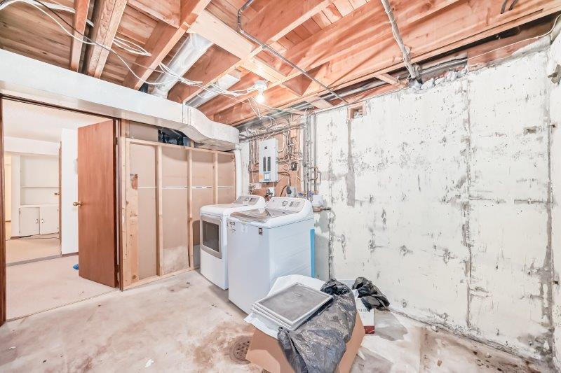 15 Edgeford Way Northwest, Calgary, 3 Bedrooms Bedrooms, 0 ,1.5 BathroomsBathrooms,Houses,For Rent,15 Edgeford Way Northwest,0,3283