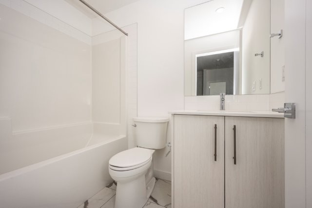 1113, 6 Merganser Drive West, Chestermere, 2.5 Bedrooms Bedrooms, 0 ,2 BathroomsBathrooms,Condos/Townhouses,For Rent,Lockwood,1113, 6 Merganser Drive West,0,3284