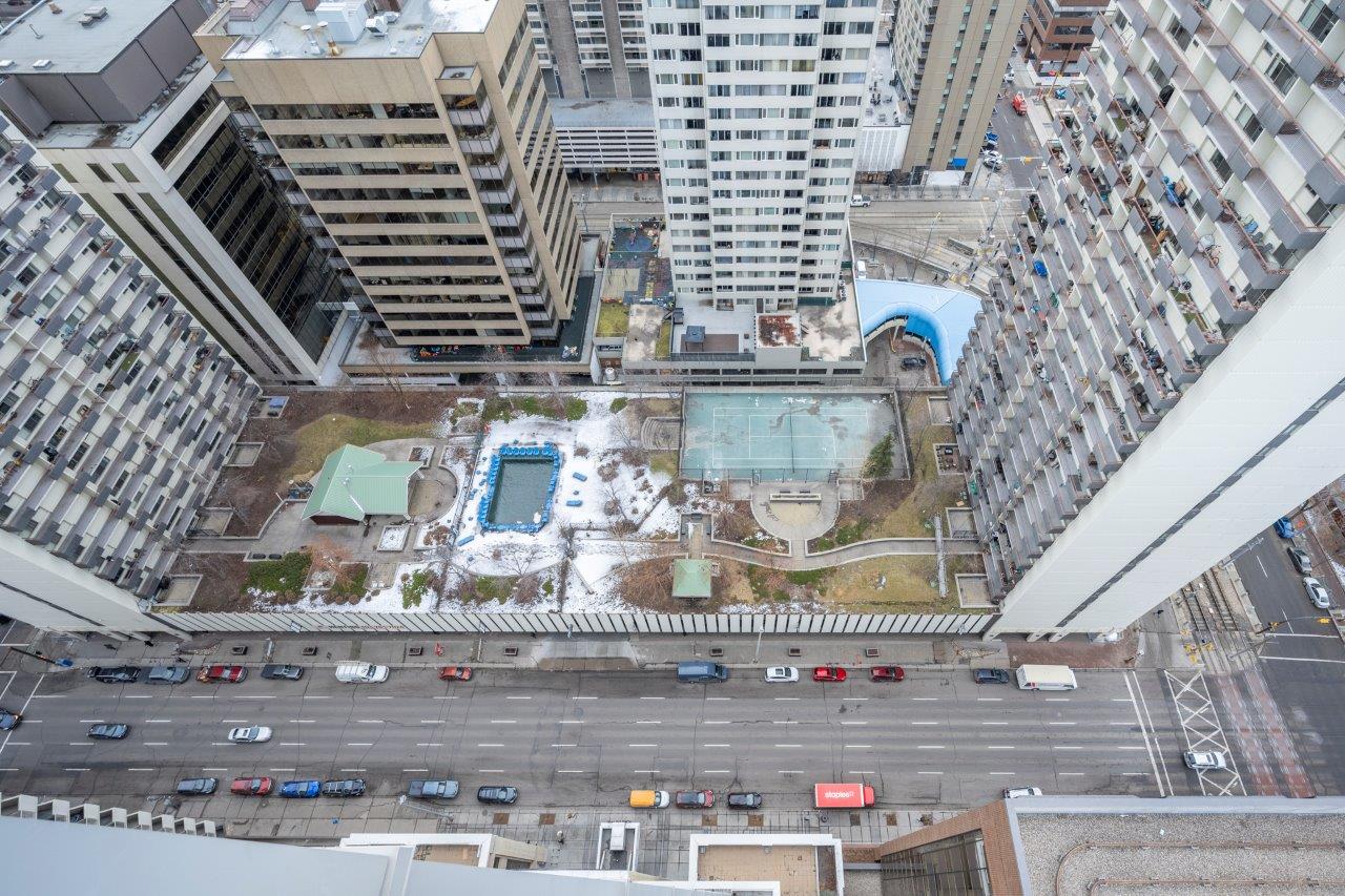 2801, 930 6 Avenue SW, Calgary, 2 Bedrooms Bedrooms, 0 ,2 BathroomsBathrooms,Condos/Townhouses,For Rent,Vogue,2801, 930 6 Avenue SW,0,3285