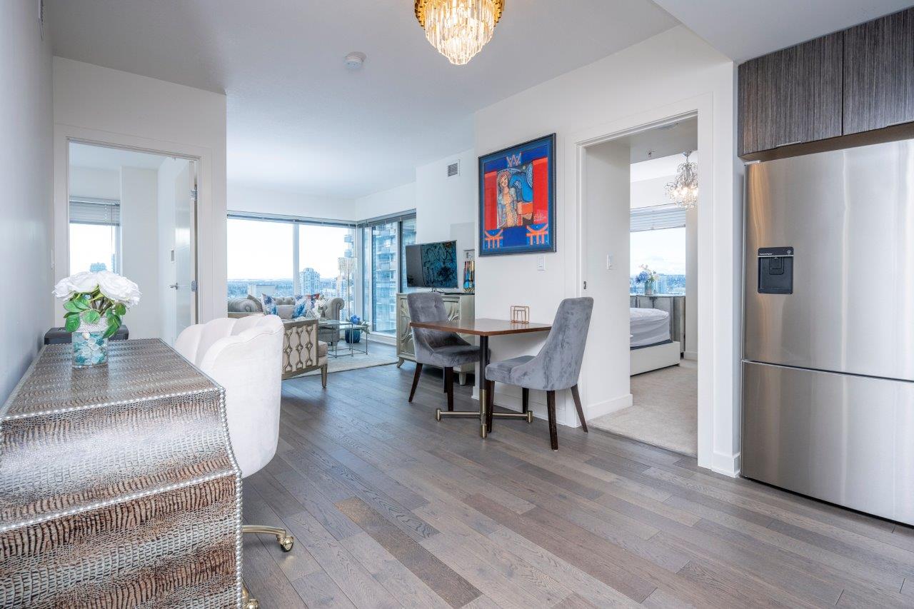 2801, 930 6 Avenue SW, Calgary, 2 Bedrooms Bedrooms, 0 ,2 BathroomsBathrooms,Condos/Townhouses,For Rent,Vogue,2801, 930 6 Avenue SW,0,3285