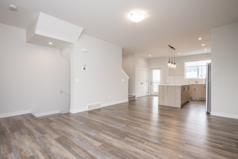 2003 Jumping Pound Common, Cochrane, 3 Bedrooms Bedrooms, 0 ,2 BathroomsBathrooms,Condos/Townhouses,For Rent,2003 Jumping Pound Common,0,3287