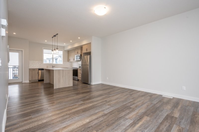 2003 Jumping Pound Common, Cochrane, 3 Bedrooms Bedrooms, 0 ,2 BathroomsBathrooms,Condos/Townhouses,For Rent,2003 Jumping Pound Common,0,3287