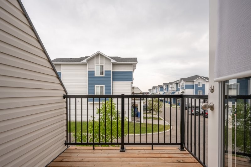 2003 Jumping Pound Common, Cochrane, 3 Bedrooms Bedrooms, 0 ,2 BathroomsBathrooms,Condos/Townhouses,For Rent,2003 Jumping Pound Common,0,3287