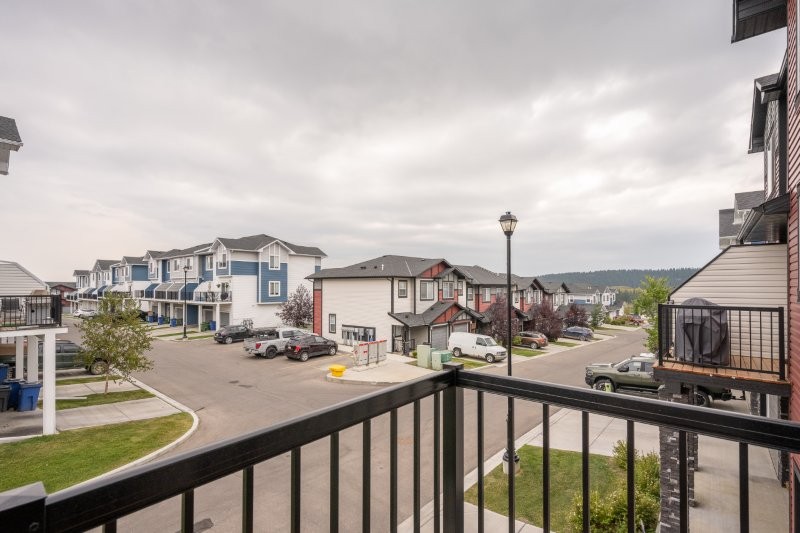 2003 Jumping Pound Common, Cochrane, 3 Bedrooms Bedrooms, 0 ,2 BathroomsBathrooms,Condos/Townhouses,For Rent,2003 Jumping Pound Common,0,3287