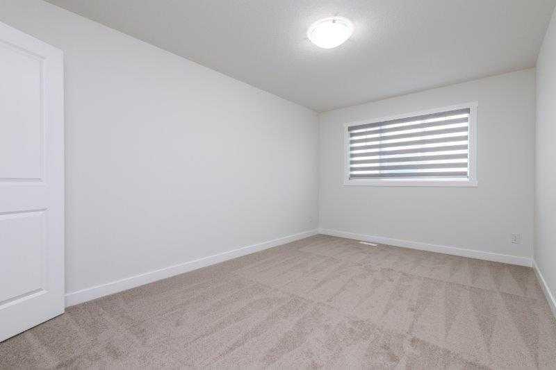 33 Walcrest Lane SE, Calgary, 3 Bedrooms Bedrooms, 0 ,2 BathroomsBathrooms,Condos/Townhouses,For Sale,0,3288