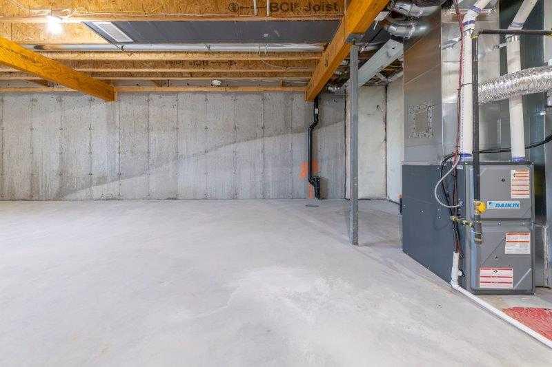 33 Walcrest Lane SE, Calgary, 3 Bedrooms Bedrooms, 0 ,2 BathroomsBathrooms,Condos/Townhouses,For Sale,0,3288