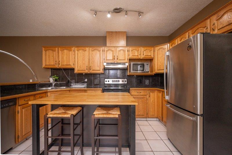 206, 103 10 Avenue NW, Calgary, 2 Bedrooms Bedrooms, 0 ,1.5 BathroomsBathrooms,Condos/Townhouses,For Rent,Rosemount Place,206, 103 10 Avenue NW,0,3292