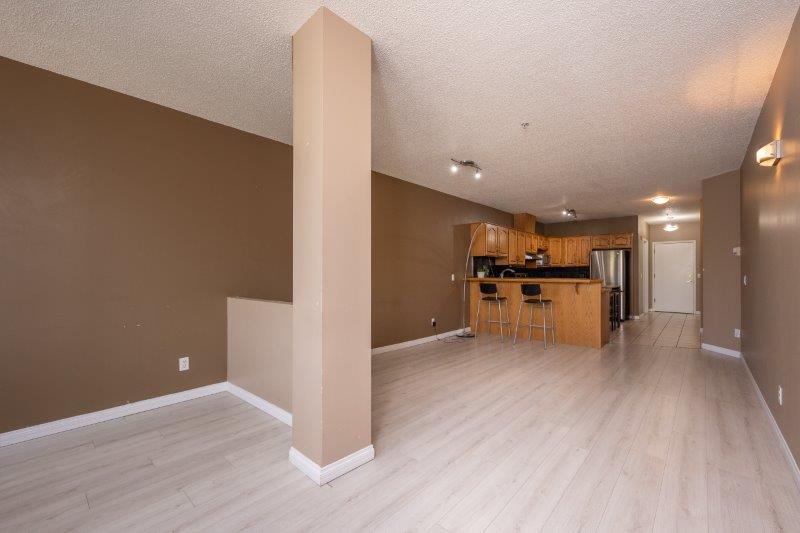 206, 103 10 Avenue NW, Calgary, 2 Bedrooms Bedrooms, 0 ,1.5 BathroomsBathrooms,Condos/Townhouses,For Rent,Rosemount Place,206, 103 10 Avenue NW,0,3292