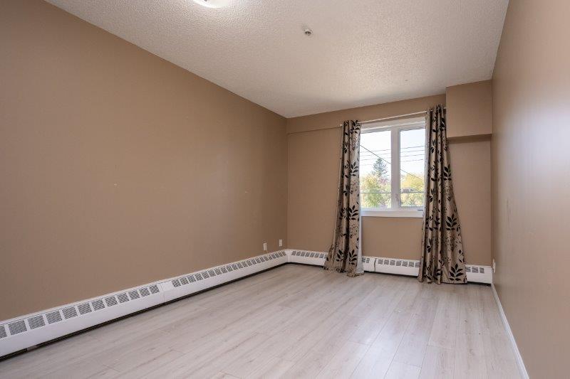 206, 103 10 Avenue NW, Calgary, 2 Bedrooms Bedrooms, 0 ,1.5 BathroomsBathrooms,Condos/Townhouses,For Rent,Rosemount Place,206, 103 10 Avenue NW,0,3292