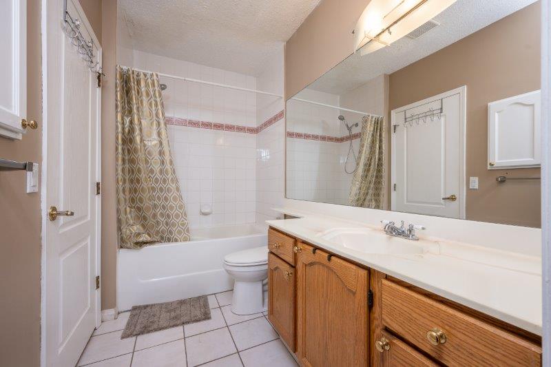 206, 103 10 Avenue NW, Calgary, 2 Bedrooms Bedrooms, 0 ,1.5 BathroomsBathrooms,Condos/Townhouses,For Rent,Rosemount Place,206, 103 10 Avenue NW,0,3292