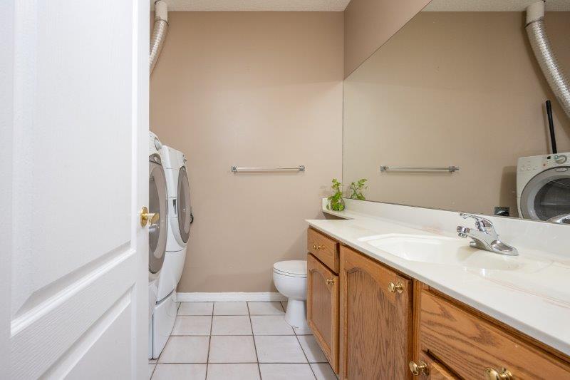 206, 103 10 Avenue NW, Calgary, 2 Bedrooms Bedrooms, 0 ,1.5 BathroomsBathrooms,Condos/Townhouses,For Rent,Rosemount Place,206, 103 10 Avenue NW,0,3292