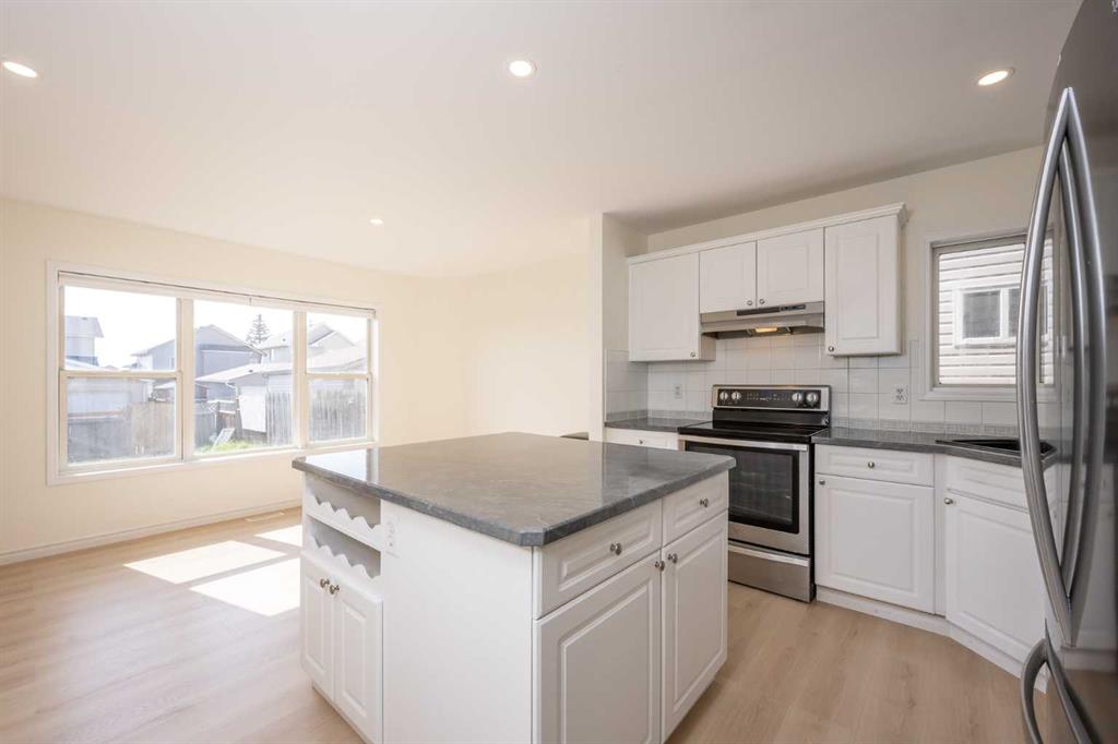 100 Tarington Park NE, Calgary, 5 Bedrooms Bedrooms, 0 ,2 BathroomsBathrooms,Houses,For Sale,0,3293