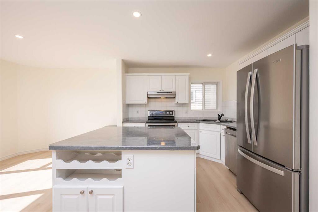 100 Tarington Park NE, Calgary, 5 Bedrooms Bedrooms, 0 ,2 BathroomsBathrooms,Houses,For Sale,0,3293