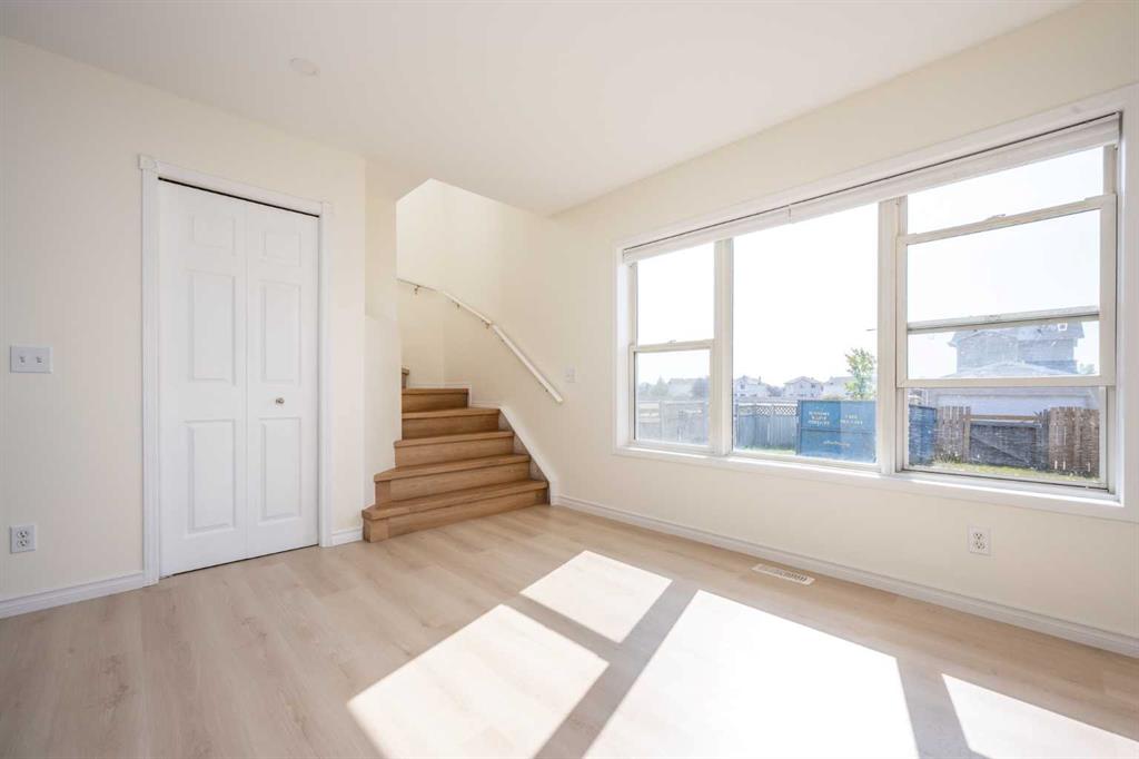 100 Tarington Park NE, Calgary, 5 Bedrooms Bedrooms, 0 ,2 BathroomsBathrooms,Houses,For Sale,0,3293