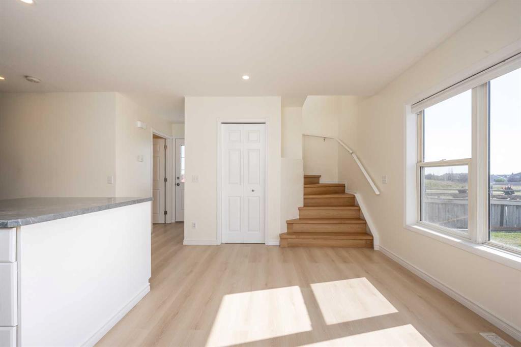 100 Tarington Park NE, Calgary, 5 Bedrooms Bedrooms, 0 ,2 BathroomsBathrooms,Houses,For Sale,0,3293