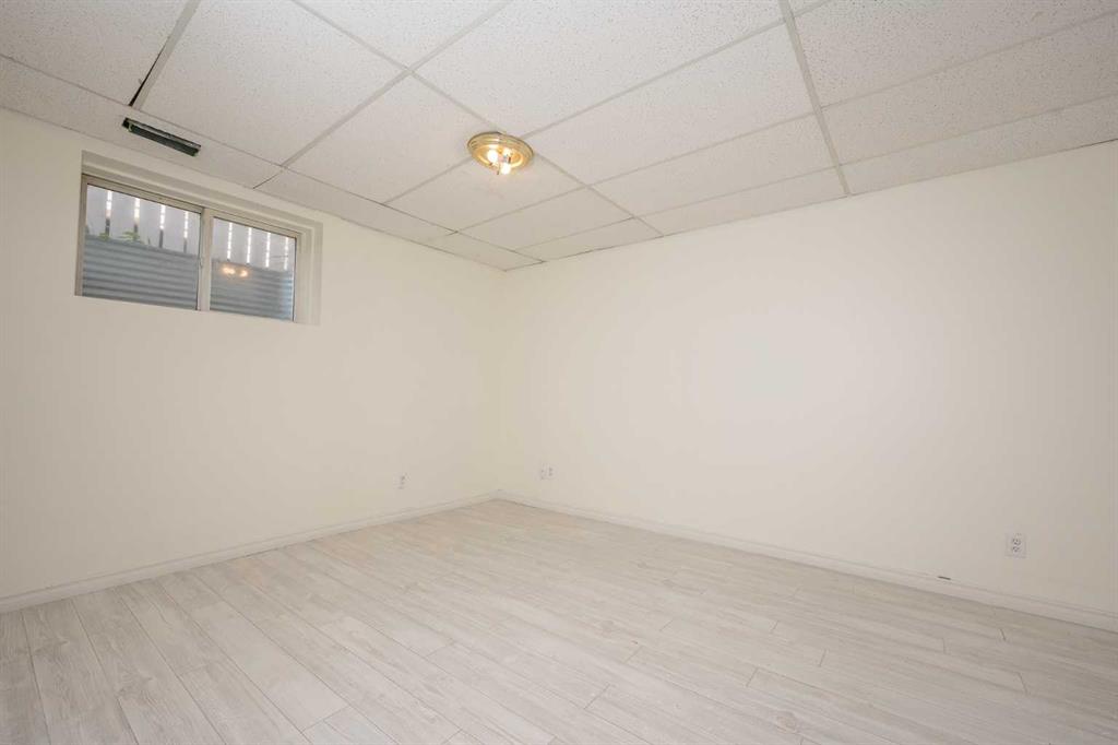 100 Tarington Park NE, Calgary, 5 Bedrooms Bedrooms, 0 ,2 BathroomsBathrooms,Houses,For Sale,0,3293